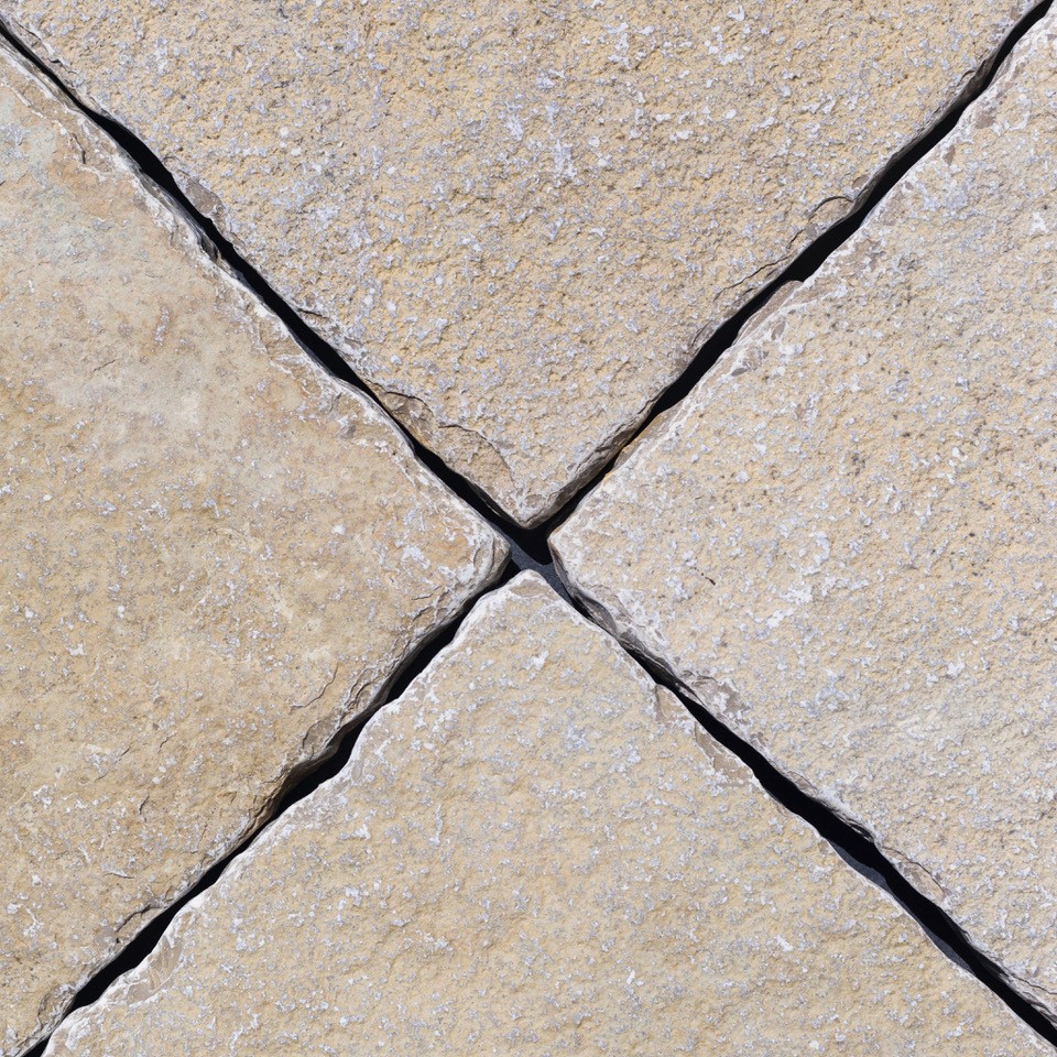 Tumbled Vanilla Limestone